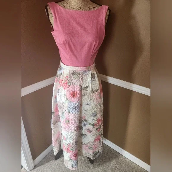70's Pink JL Hudson Vintage Dress With Quilted Bottom