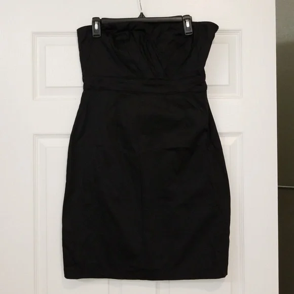 Strapless dress