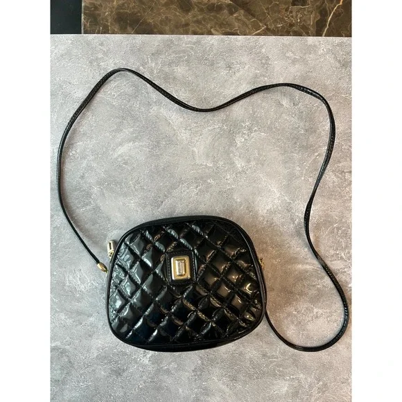 Judith Leiber Quilted Crossbody Bag Black Patent Leather Purse‎
