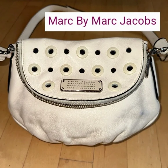 Marc By Marc Jacobs white crossbody, CB2418