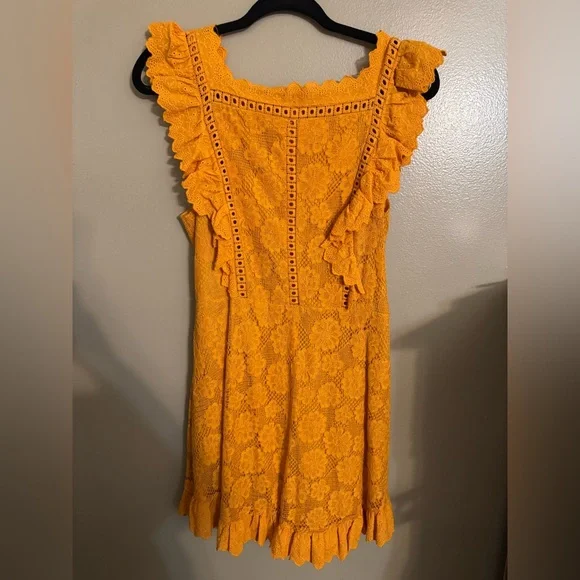 Selfie Leslie Lace Dress Marigold Yellow Ruffle Sleeve Midi USA L