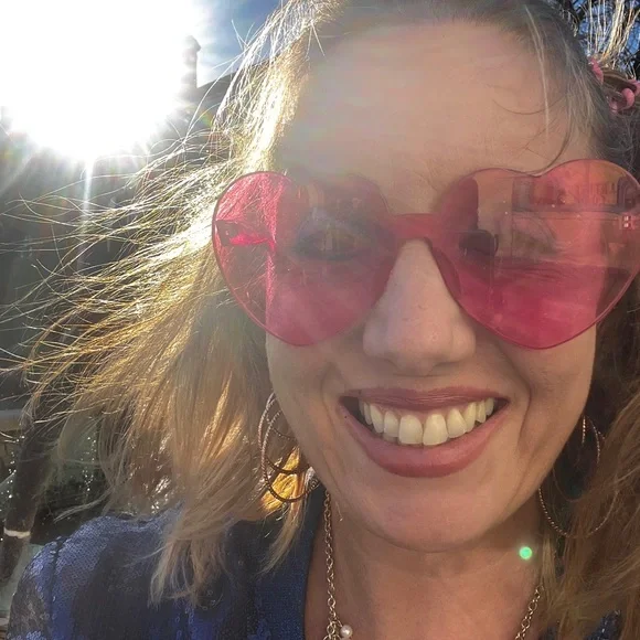 💕Marisa is LIVE!! LIKE LISTING -LIVE SHOW ALERTS @FreeBirdFancy
