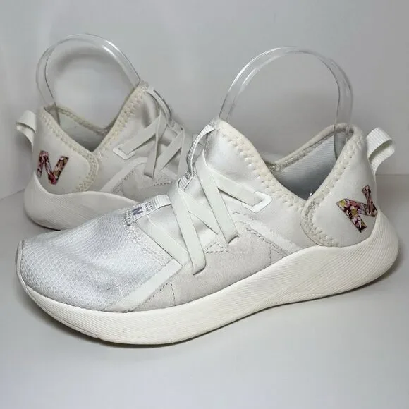 New Balance Beaya V1 Women size 7 Sea‎ Salt/Garnet Slip-On Running Sneaker shoe