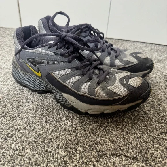 Nike Air Terra Triax Woman’s Trail Running Shoes Size7 Gray Black Yellow Vintage
