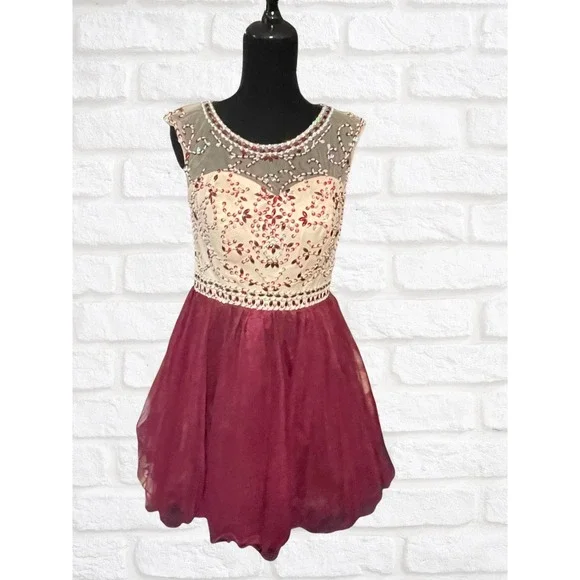Beaded Maroon Homecoming‎ Dress EUC