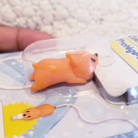 🐶 Adorable Puppy Cable Protector. NWT.