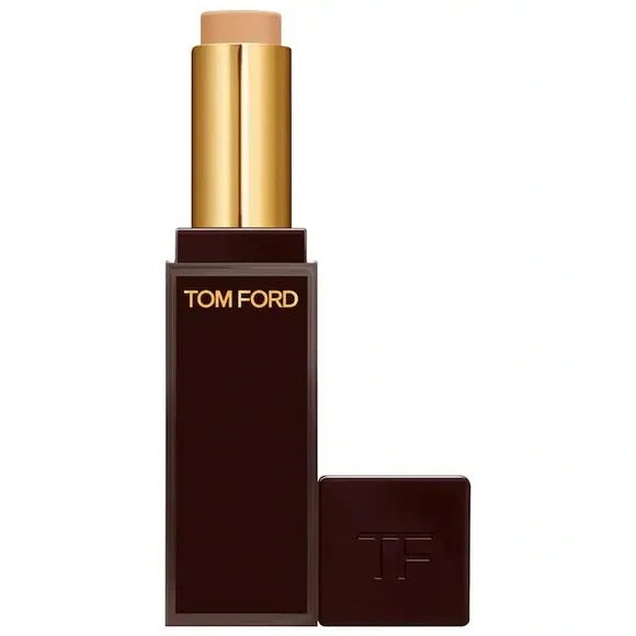 5W0 - TOM FORD Traceless Soft Matte Concealer in Color: 5W0 Tan 💜