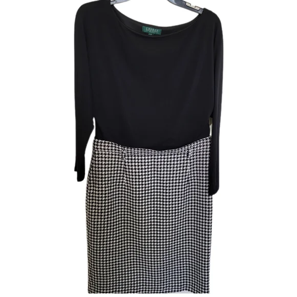 Lauren Ralph Lauren Women's size 8 Black and White Houndstooth Mini Dress.