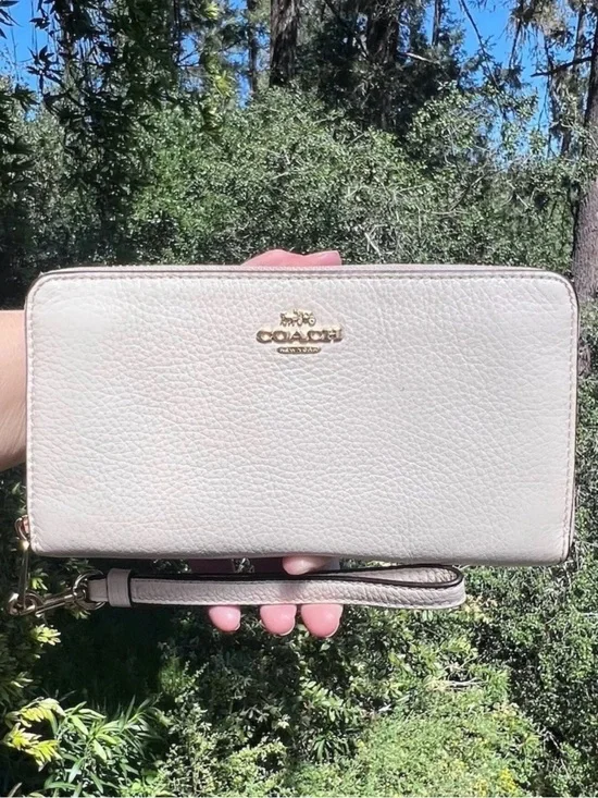 COACH Long Zip-Around Pebble Leather Wallet w Chalk White with Gold Hardware