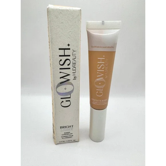 Huda Beauty GloWish Concealer 03 Light NIB