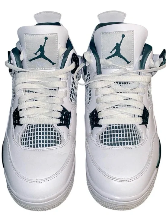 Nike Air Jordan' Oxidized White and Green Basketball Shoes Men 8.5 women 10