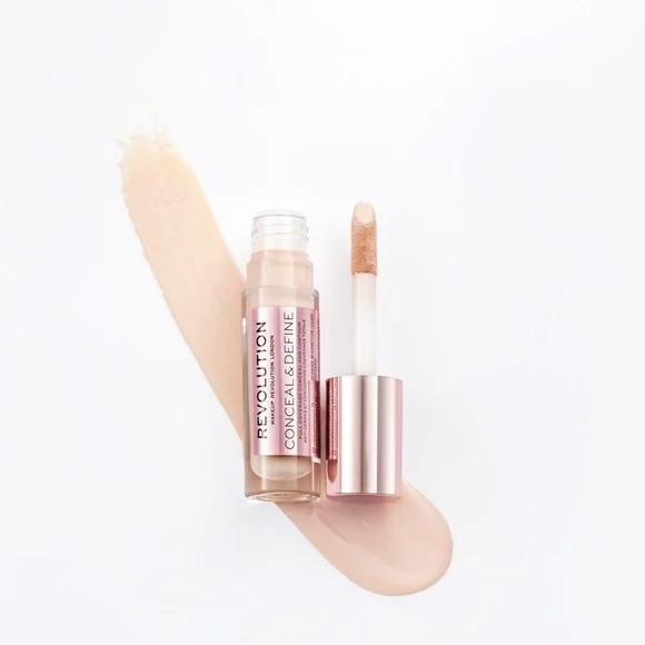 ❄️ Makeup Revolution | Infinite XL Concealer Various Shades Available