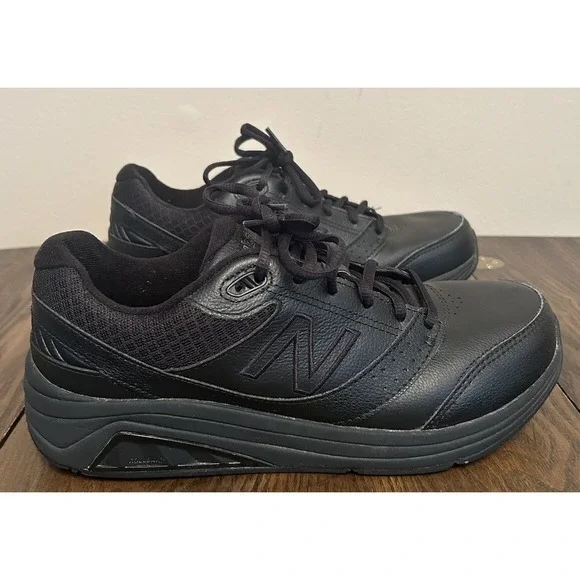 Size 8.5 - New Balance 928V3 Women's Triple Black Walking Shoes WW928BK3