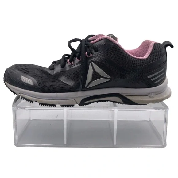 Reebok Gray & Pink Ahary Runner Ladies Size 7.5