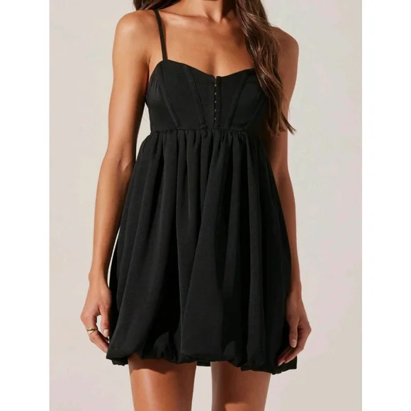 NWOT ASTR the Label Bustier Bubble Hem Mini Dress Black Medium