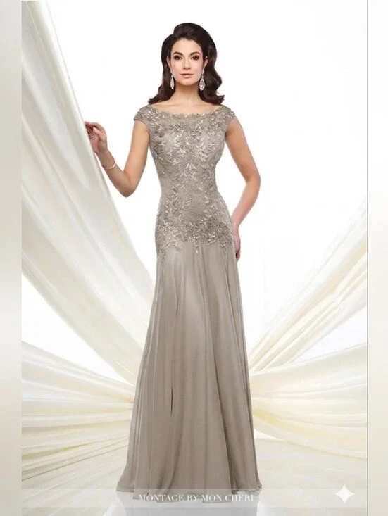 NWOT Montage by Mon Cheri Size 14 Beige/Gray Lace Embroidered Gown