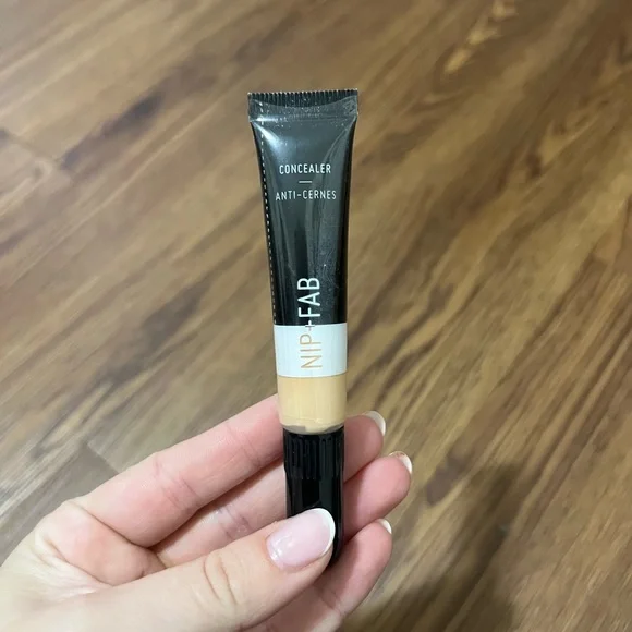 Nip + Fab 05 Concealer