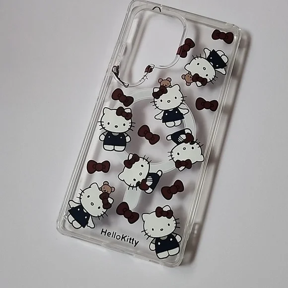 Brand new Samsung Galaxy S25 Ultra Hello Kitty Magsafe Silicone Phone Case