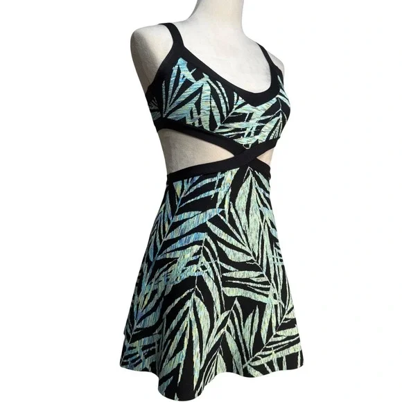 BCBGMAXAZRIA Cutout Mini Dress XS Tropical Palm Print Resortwear‎ Summer Party