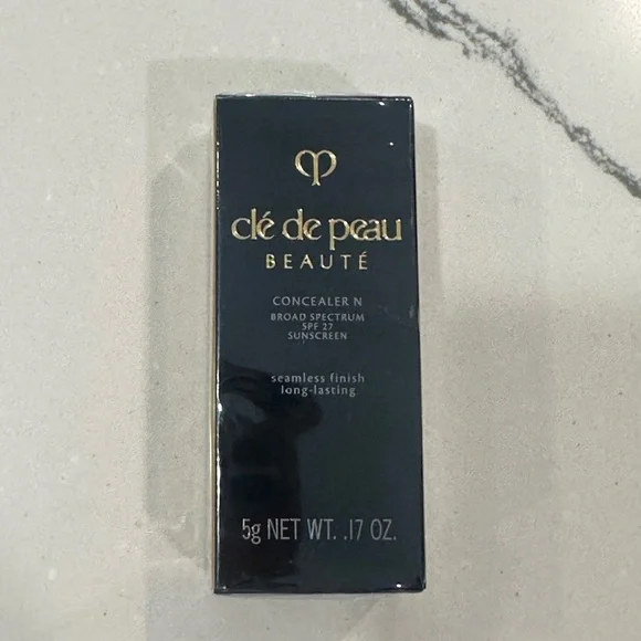 NIB CLE DE PEAU BEAUTE SPF 27 Concealer 13 ESPRESSO Full Size Sealed