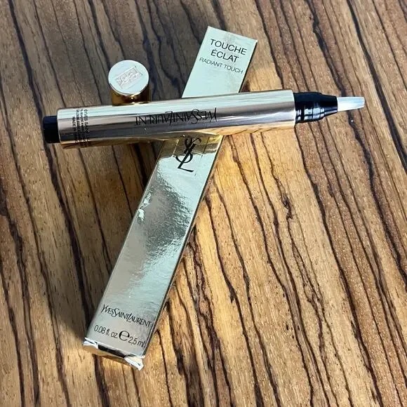 YSL Touche Éclat Radiant Touch Illuminator & Corrector #2 Luminous Ivory 2.5ml