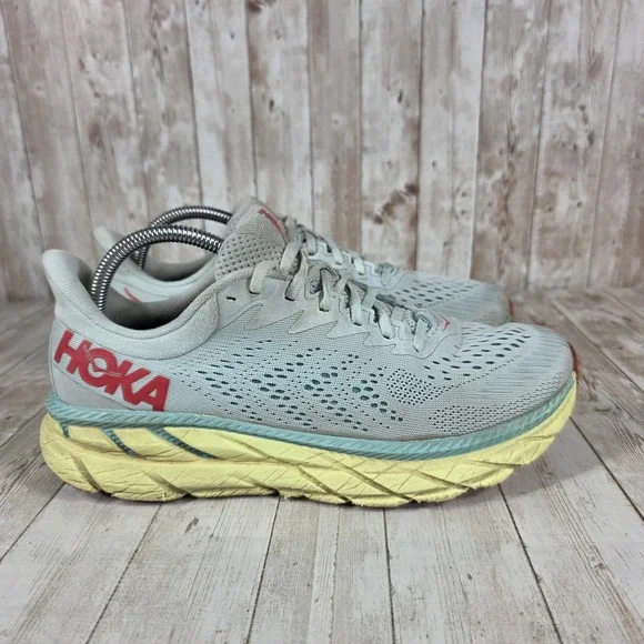 Hoka One One Clifton 7 Women's Running Shoes‎ Light Blue Red Yellow Sz 10.5