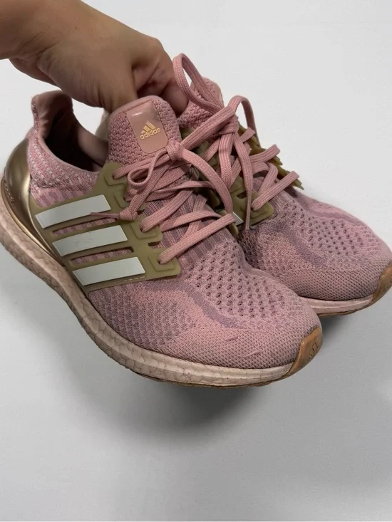 Adidas Ultra Boost 5.0 DNA Sneakers Size 8