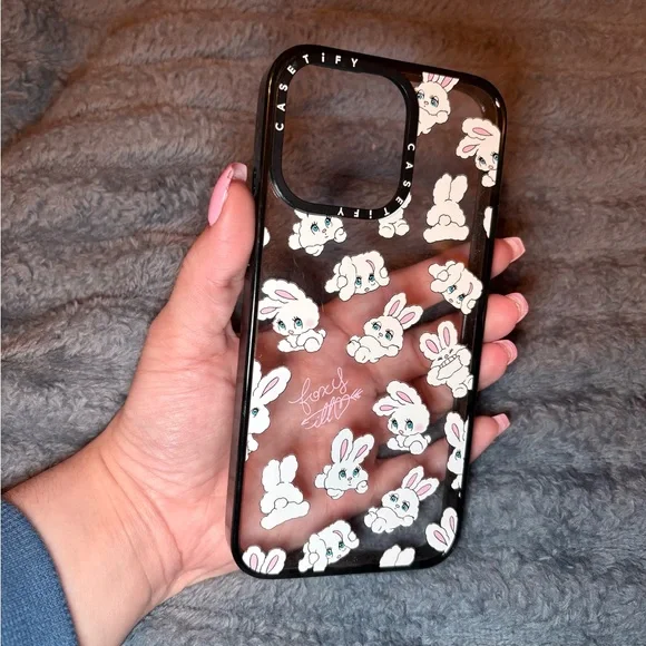 iPhone 15 pro max Casetify bunny case
