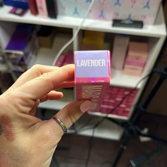 Jeffree Star Lavender color corrector