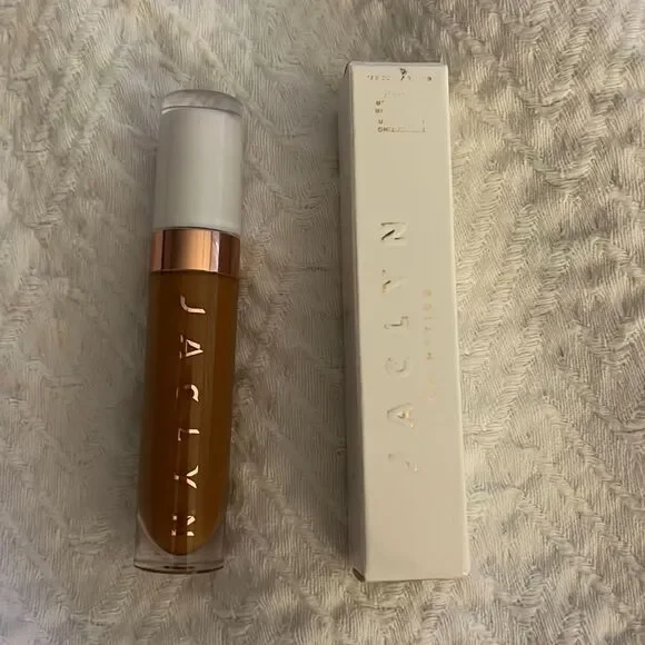 (JACLYN) perfecting concealer