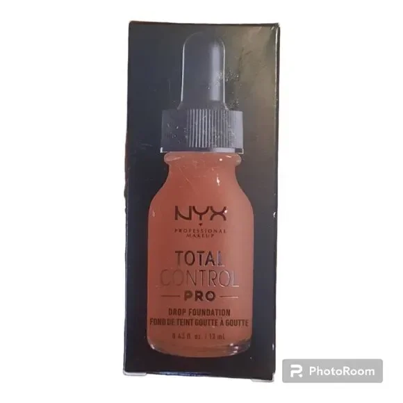 NYX Professional Makeup Total Control Pro Drop Foundation Skin-true buildable