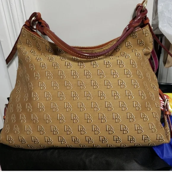 NWOT Dooney & BourkeTan and Brown Women's Large Hobo Bag Gourgeous New