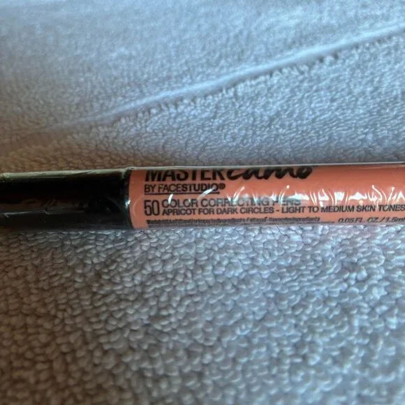 Maybelline Master Camo Color Correcting Pen, Apricot For Dark Circles, light-med