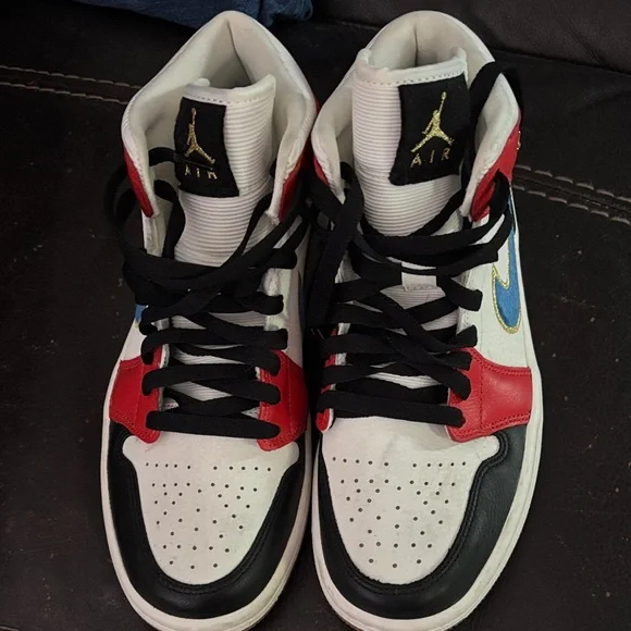 Air Jordan 1 Mid Let her Man