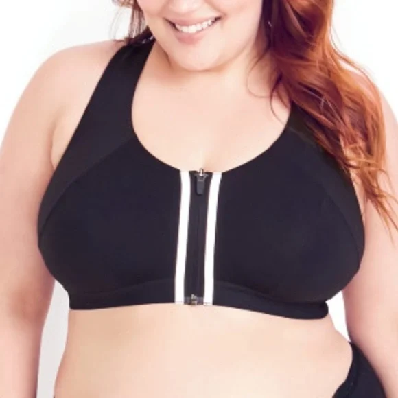 HIPS & CURVES C Cup Black Front Zip Sports Bra 3A03.4