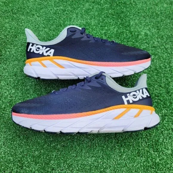 Hoka One One Clifton 7 wide - Women's running shoes - Size 10.5D