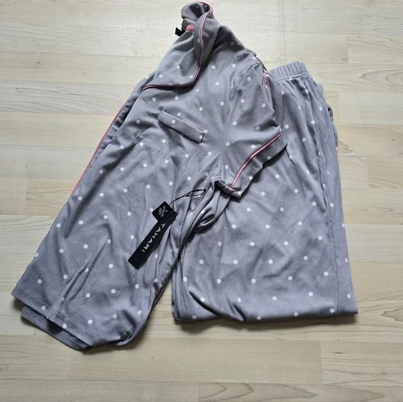Tahari Crop Length Short Skeeve Polka Dot Pajamas Size Large NWT