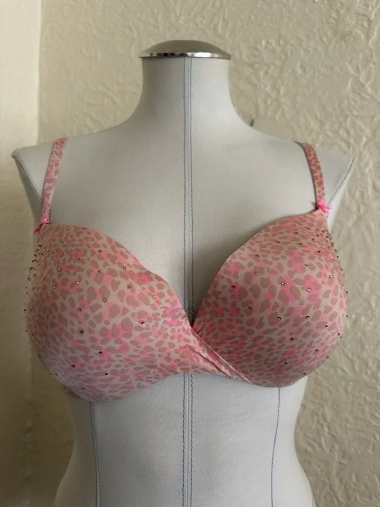 Victoria’s Secret Crystal Bling Rhinestone Tan Pink Leopard Push-Up Bra 34D