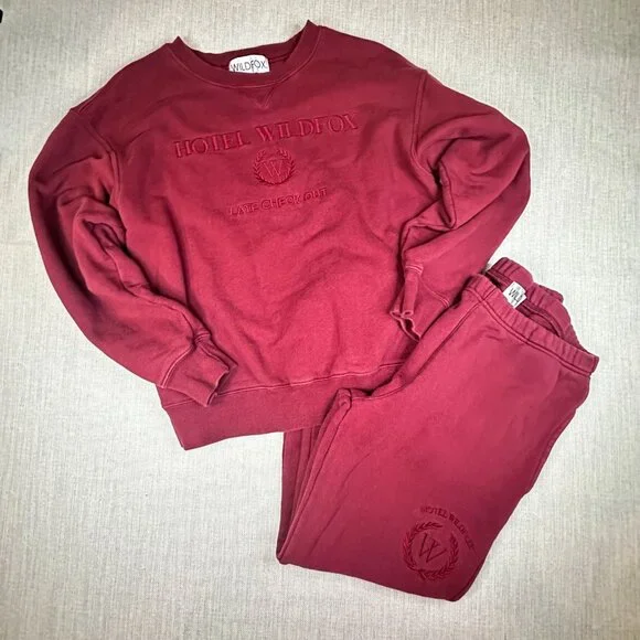 Hotel Wildfox Burgundy Lounge Set - Cozy Sweatshirt & Joggers Sweatpants Medium