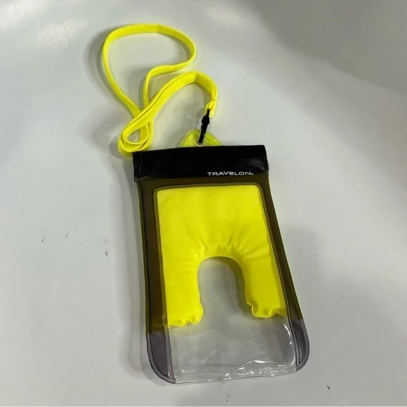 Travelon waterproof floating‎ pouch