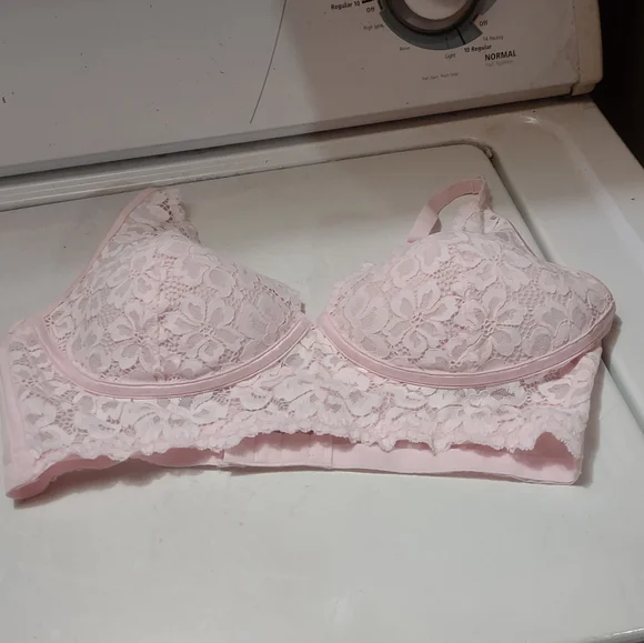 Woman's pink madenform‎ 36 C bra