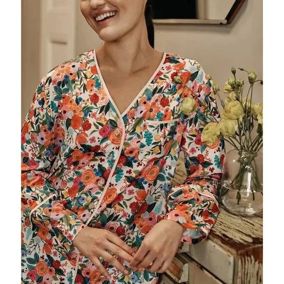 NWT SUMMERSAULT Size XL Pajama Top Floral Print