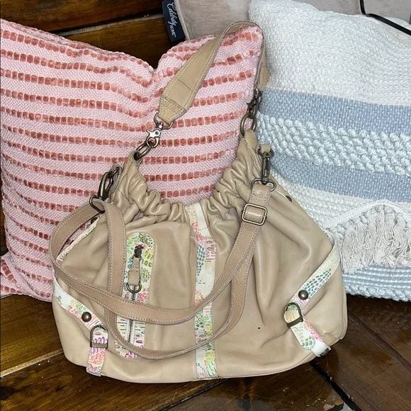 *FLAWED* Anthropologie Lucky Penny Tan Leather Hobo Bag-‎ OS