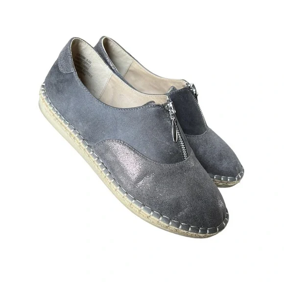 Yellowbox Graham Women’s Grey Metallic Zipper Espadrille Flats, Size 8.5M