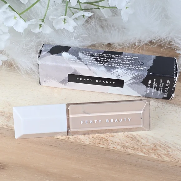 Fenty Beauty Hydrating Longwear Concealer We're Even Shade 150N Light Color New