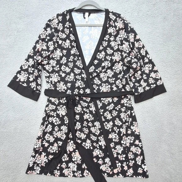 Marilyn Monroe Robe Womens XL Black Pink Floral Kimono‎ Wrap Loungewear