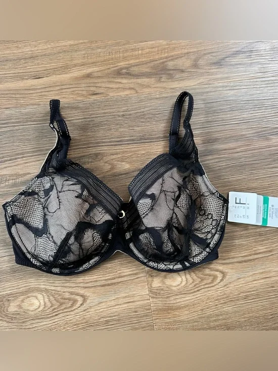 Chantelle True Lace Comfort Plunge Underwire Bra Black 32F 32DDD Style 11M2 NWT