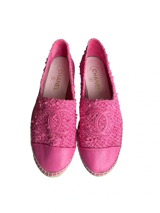 🆕 CHANEL Espadrille Flats
