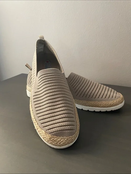 Slip-On Knit Espadrille Sneakers in Taupe