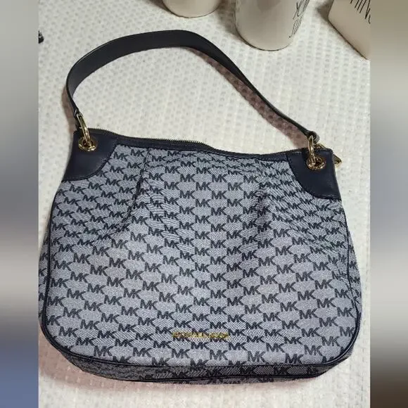 MICHAEL KORS EUC JET SET LARGE HOBO SHOULDER BAG